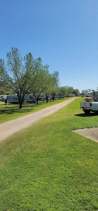 Camellia RV Park Picture 8