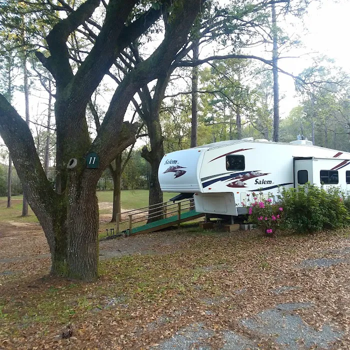 Yonder Woods Mobile Home & RV Park Picture 9