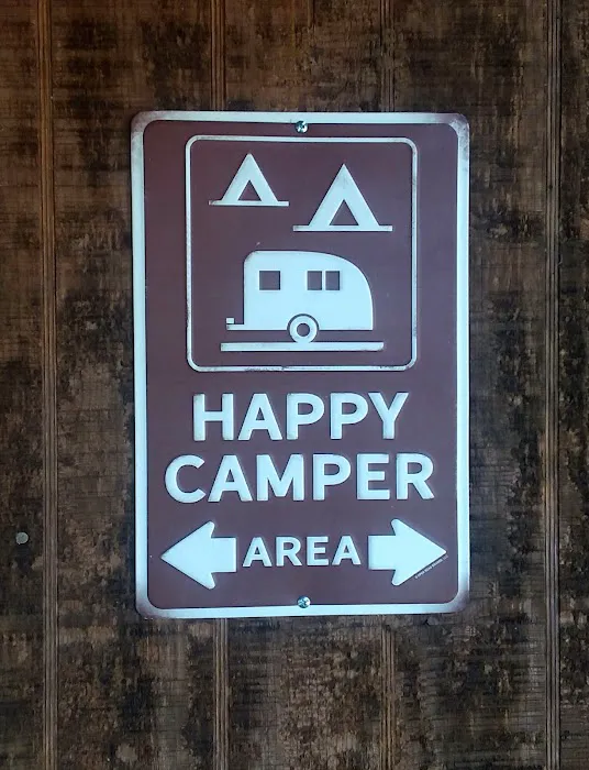 Yonder Woods Mobile Home & RV Park Picture 3