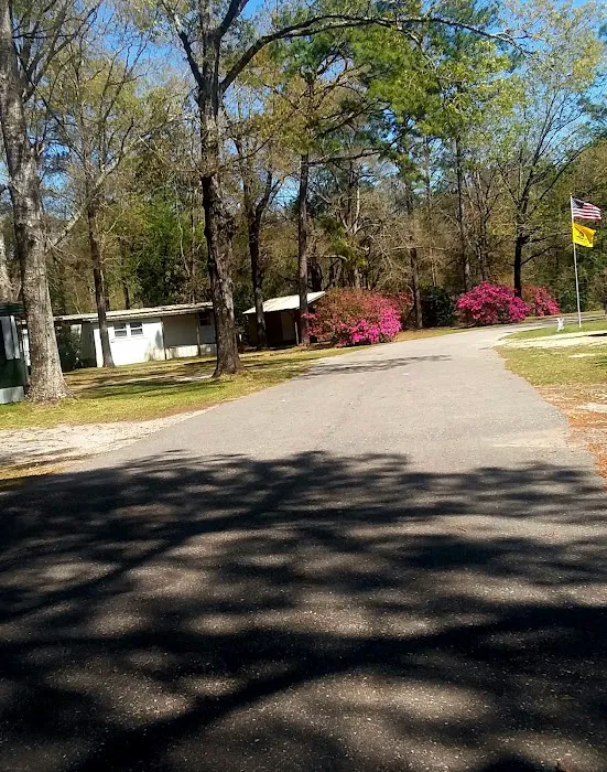 Yonder Woods Mobile Home & RV Park Picture 10
