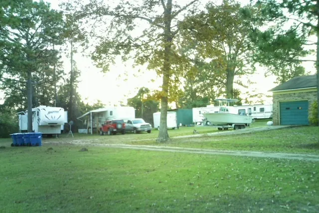 Country Time RV Park Picture 3