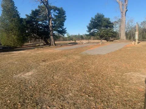 Snow's RV Park Picture 1