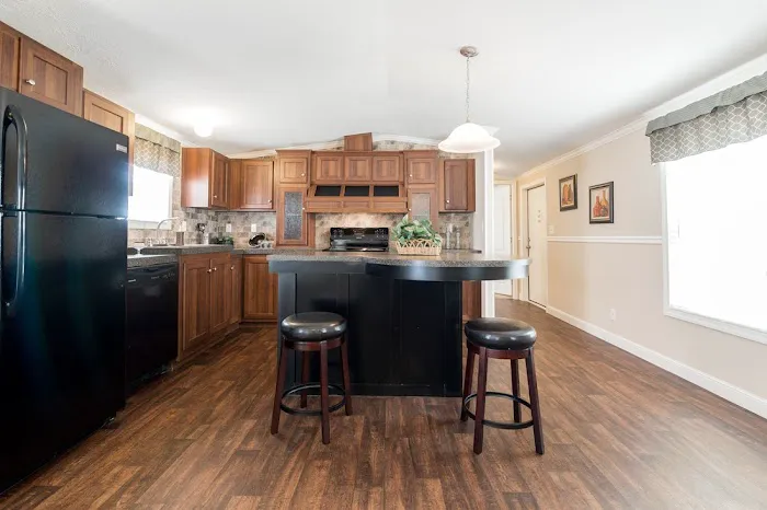 Pleasanton Hills Mobile Home Community Picture 4