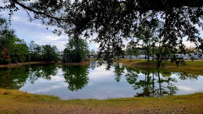 Lazy Lake RV Park Picture 10