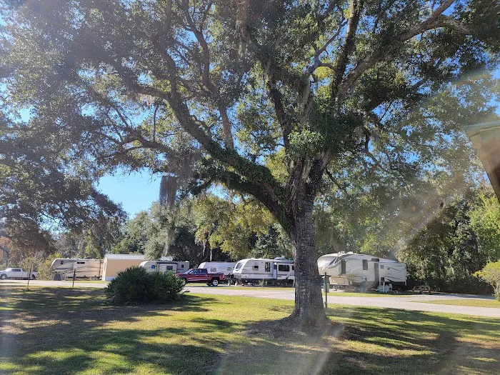 Doc's RV Park Picture 2