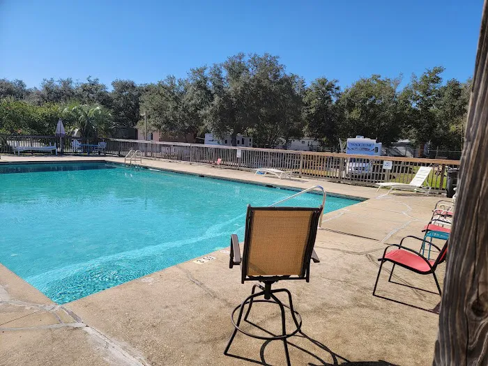 Doc's RV Park Picture 5