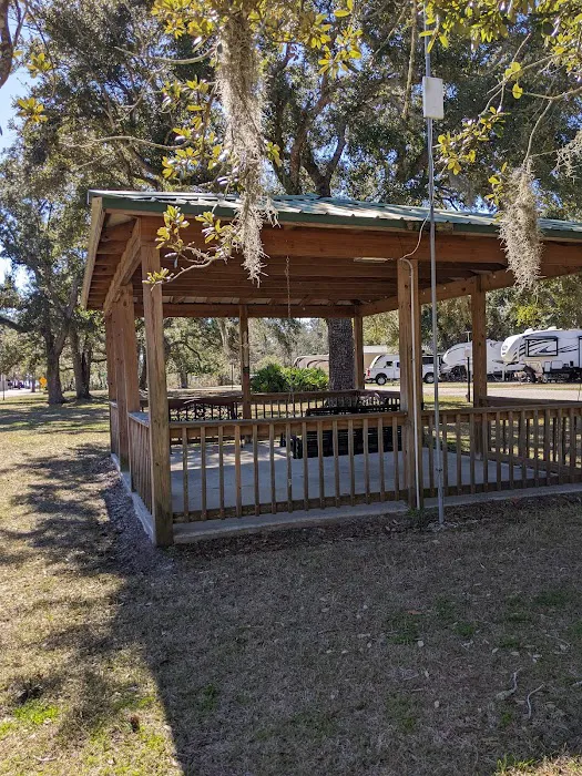 Doc's RV Park Picture 9