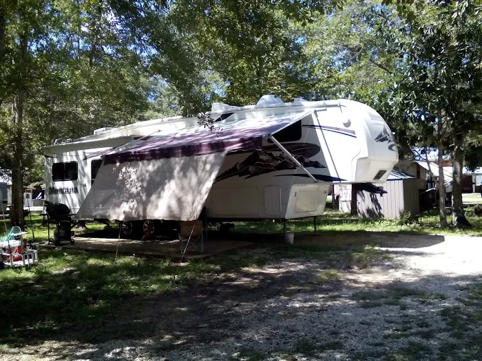 Gulf Coast RV Park Picture 10