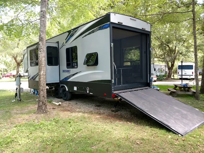 Gulf Coast RV Park Picture 6