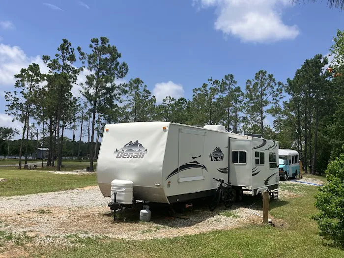 Dead Reckoning Boat Dock & RV Picture 2