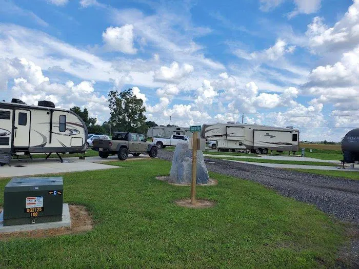 Coastal Paradise RV Resort Picture 7