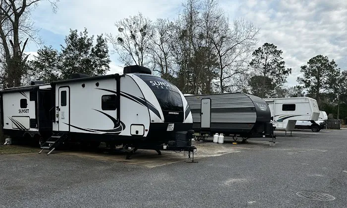 Southern Estates RV Park Picture 2