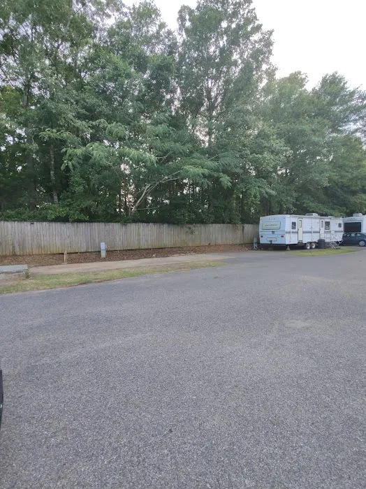 Southern Estates RV Park Picture 3