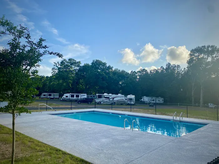 Creekside Campground R.V. Park Picture 7