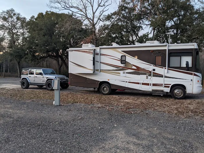 Creekside Campground R.V. Park Picture 2