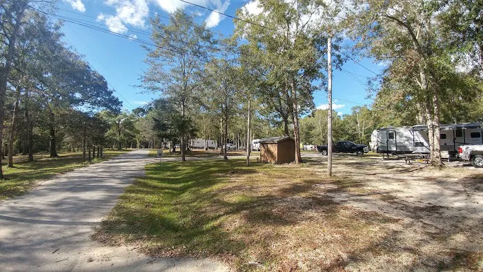 Riverside RV Park Picture 7