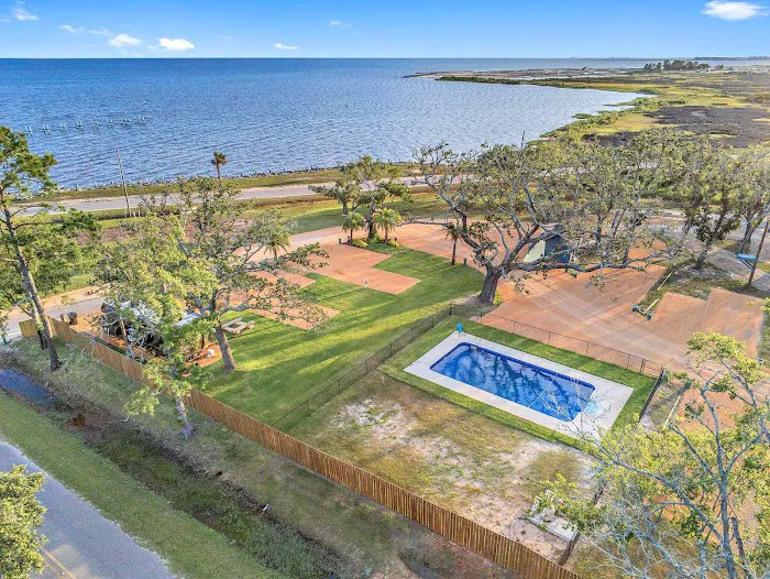 Dockside RV Resort & Alabama Gulf Coast Campground Picture 4