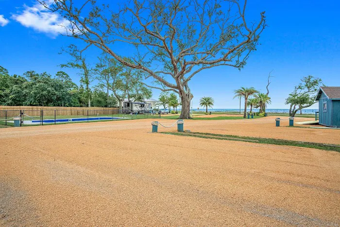 Dockside RV Resort & Alabama Gulf Coast Campground Picture 2