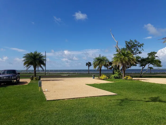 Dockside RV Resort & Alabama Gulf Coast Campground Picture 10