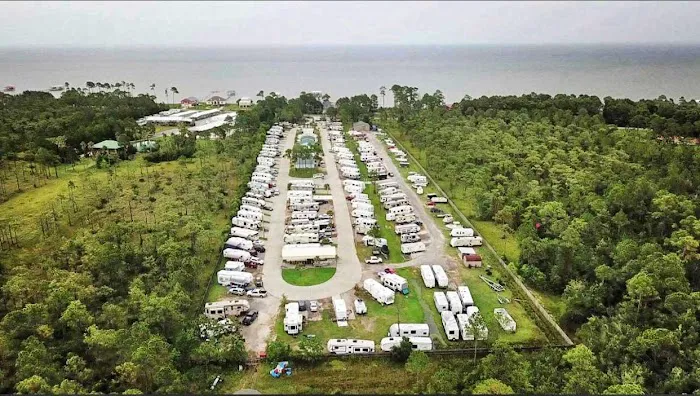 Bay Palms RV Resort Picture 8