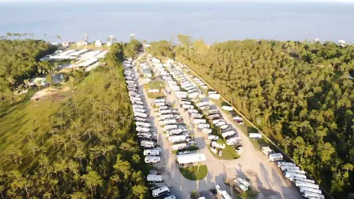 Bay Palms RV Resort Picture 4