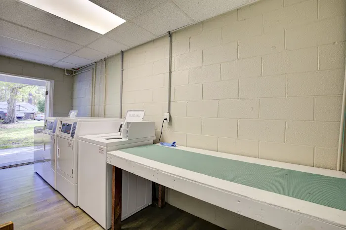 Hidden Cove RV Park Picture 2