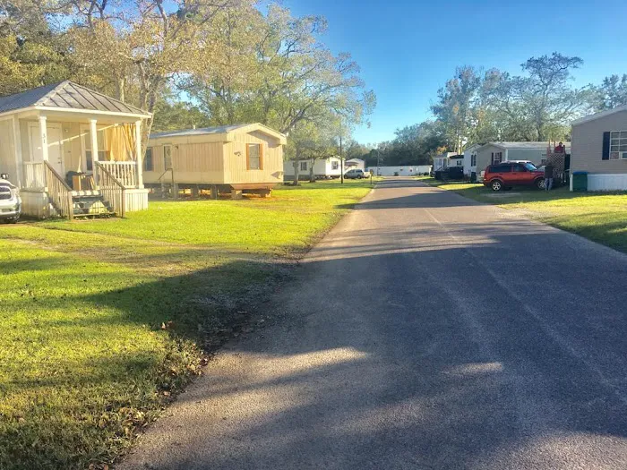 Isle of Pines Mobile Home Picture 8