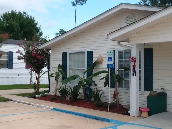 Highland Park MHC Picture 2