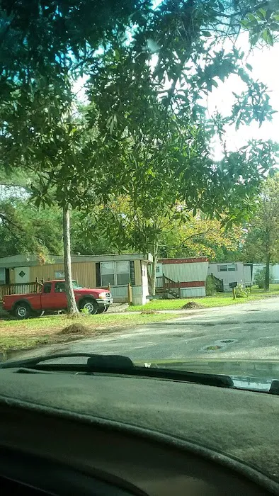 Spanish Oak Mobile Home Park Picture 3