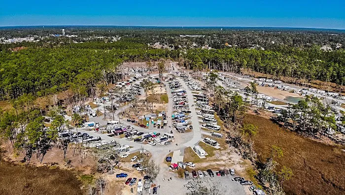 Biloxi Bay RV Resort & Marina Picture 8