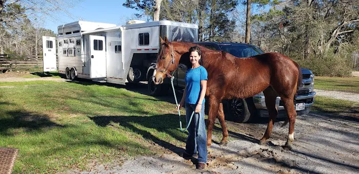Green Woods Stables RV Park Picture 3