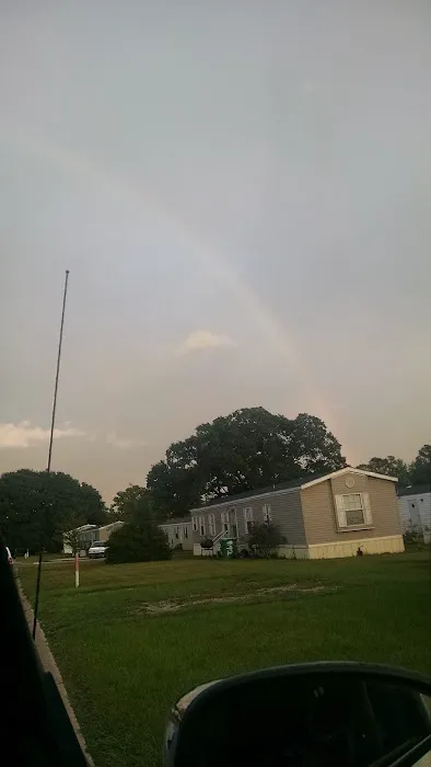 Cedar Lake Mobile Home Community Picture 5