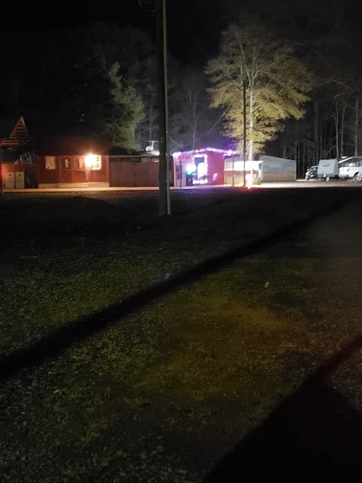 Riley Rentals RV Campground Picture 7