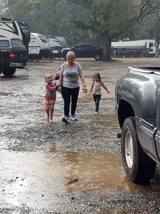 Riley Rentals RV Campground Picture 9