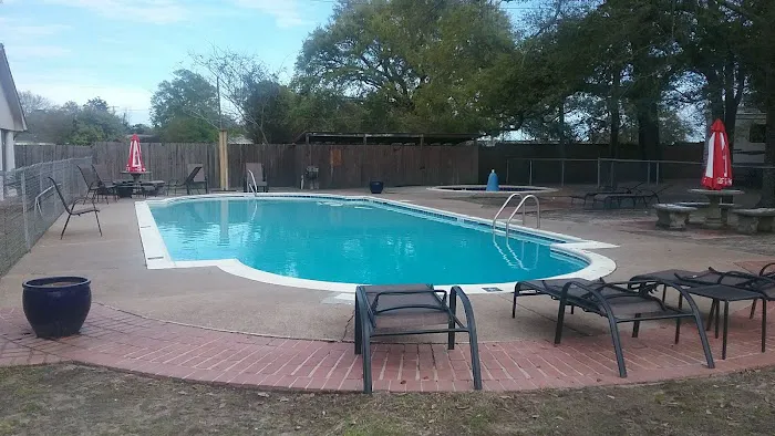 Southern Comfort Camping Resort Picture 4