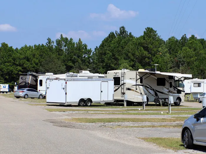 Oaklawn RV Park Picture 9