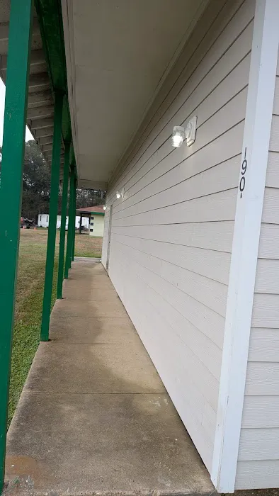 Bayou Oaks Mobile Home Park Picture 3