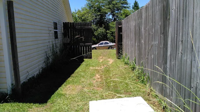 Bayou Oaks Mobile Home Park Picture 10