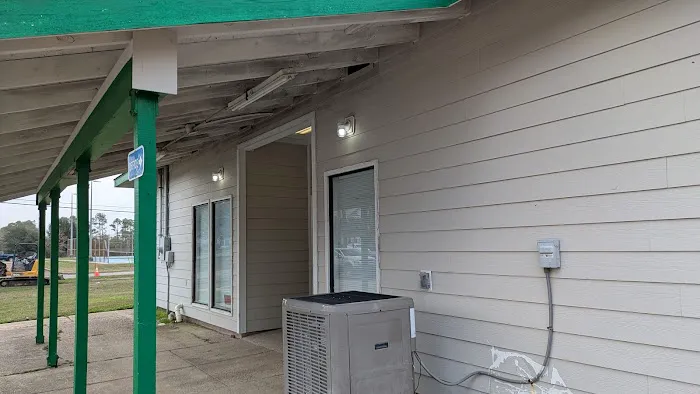 Bayou Oaks Mobile Home Park Picture 9