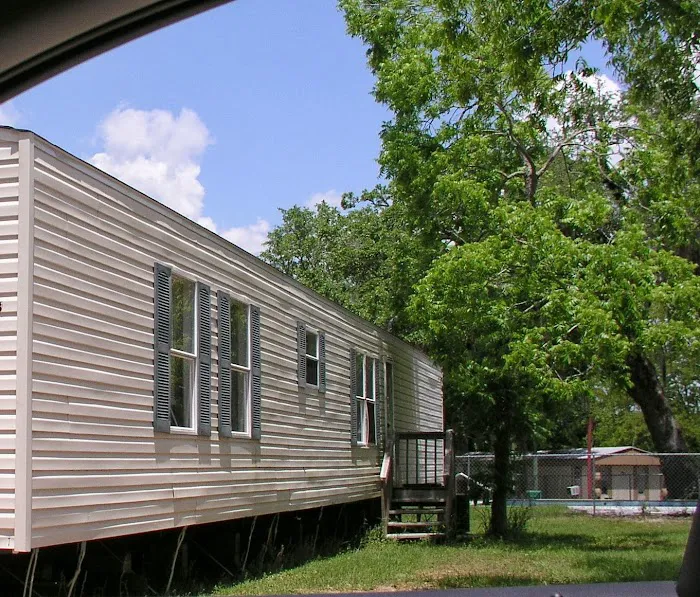 Bayou Oaks Mobile Home Park Picture 7