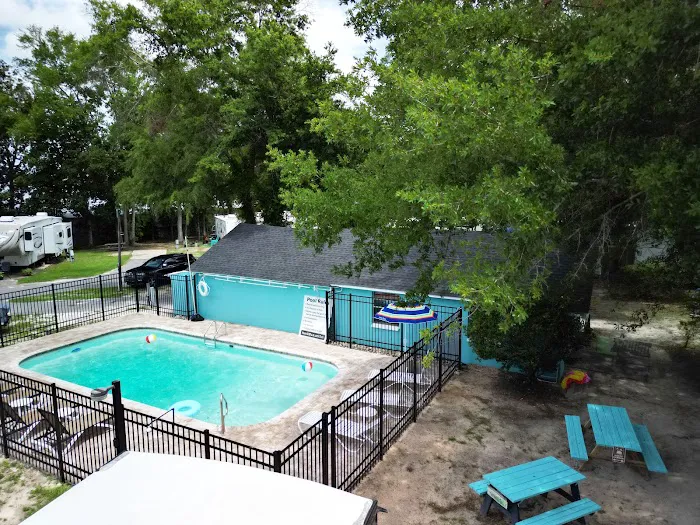 Baywood RV Park Picture 2