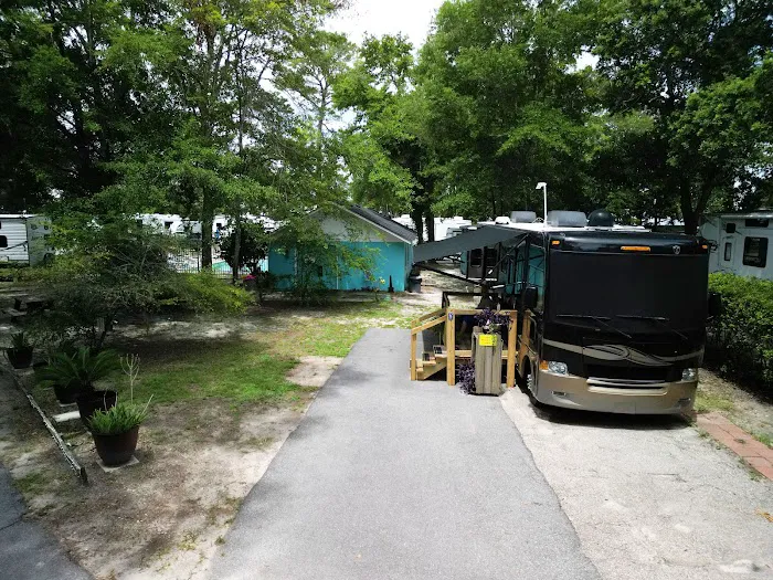 Baywood RV Park Picture 3