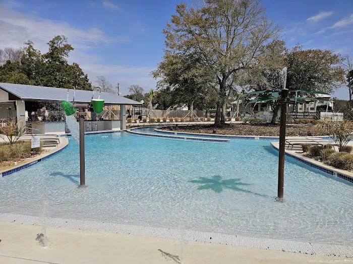 Gulfport Luxury RV Resort Picture 2