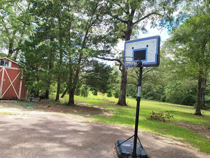 Dabbs Woodland Farm RV Park & Campground Picture 4