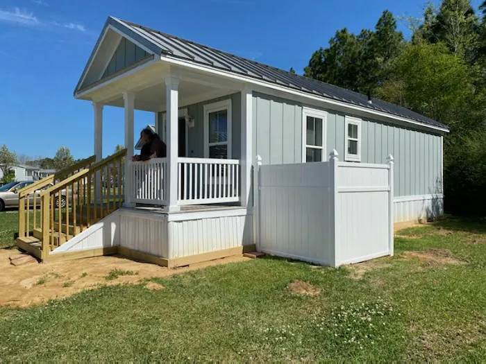 Cottage Station Picture 2