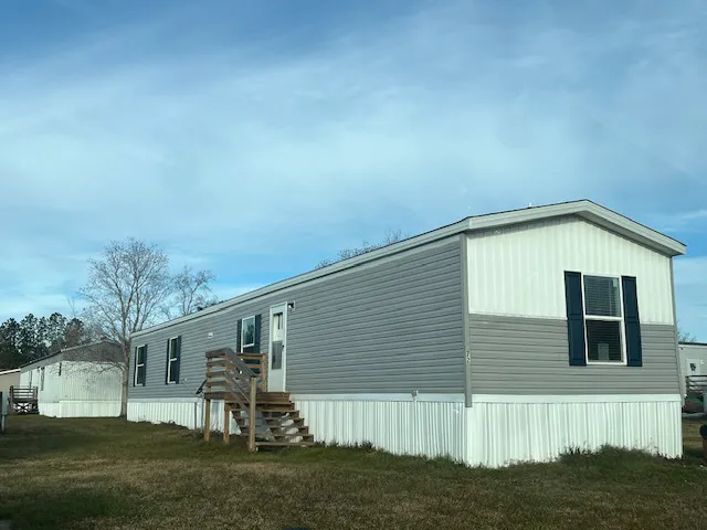 Pecan Ridge Mobile Home Community Picture 9