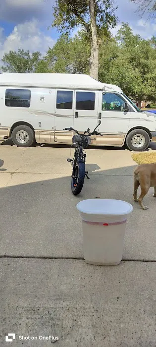 Bayberry RV park back lot Picture 4