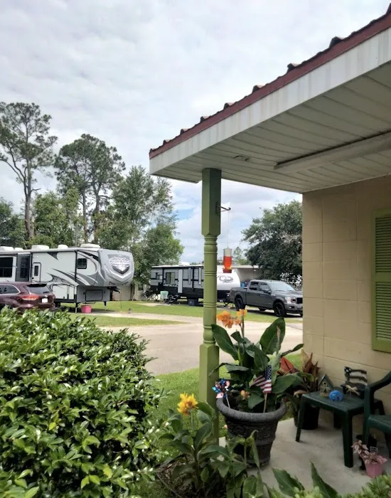 Bayberry RV park back lot Picture 3