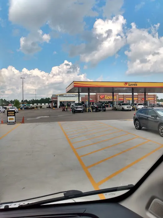 Love's RV Hookup Picture 4