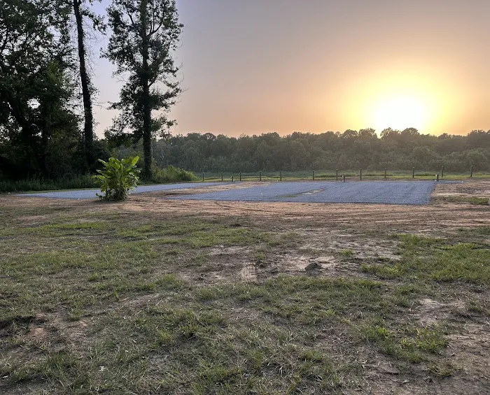 Boligee Bluff RV Park Picture 2